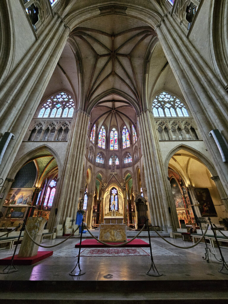 Interior of the Cathédrale Sainte-Marie de Bayonne